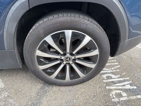 Used 2021 Mercedes-Benz GLB 250 4MATIC image 16