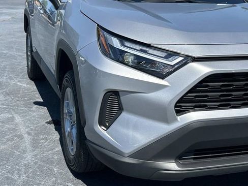Used 2025 Toyota RAV4 XLE AWD/4WD image 10