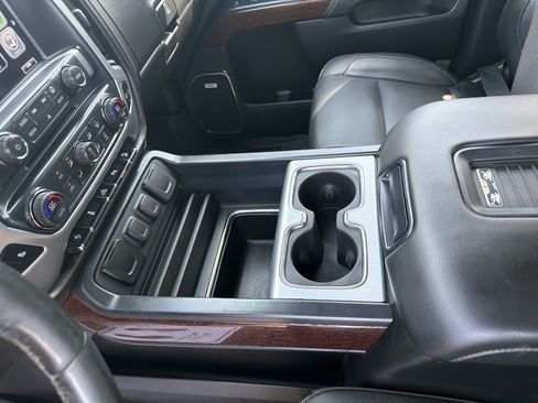 Used 2019 GMC Sierra 2500 SLT AWD/4WD image 36