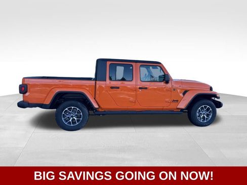 New 2025 Jeep Gladiator Sport image 12