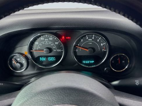 Used 2017 Jeep Wrangler Unlimited Sport w/ Connectivity Group image 28