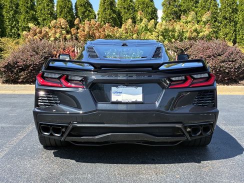 Used 2023 Chevrolet Corvette Stingray Premium Cpe w/ Z51 Performance Package RWD image 9