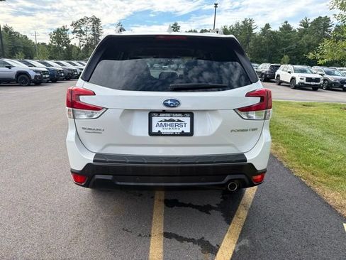Used 2023 Subaru Forester Limited AWD/4WD image 6