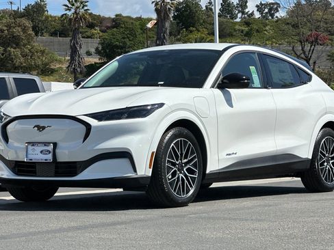 New 2026 Ford Mustang Mach-E Premium image 7