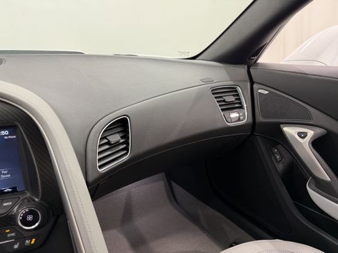 Used 2019 Chevrolet Corvette Z06 image 56