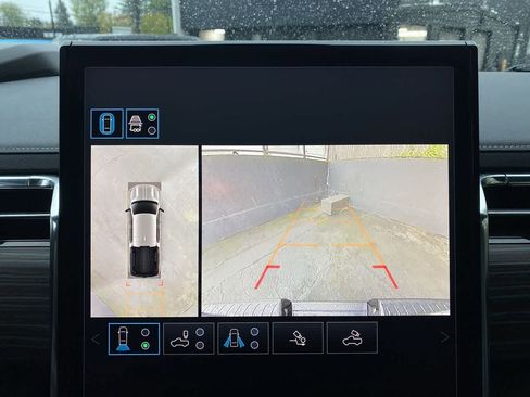 Used 2025 GMC Sierra EV Denali AWD/4WD image 24