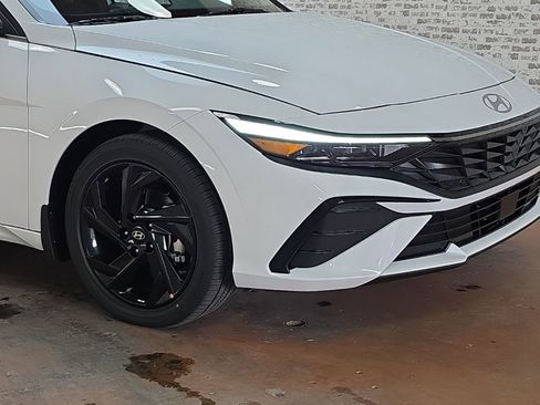 New 2026 Hyundai Elantra SEL Sport image 7