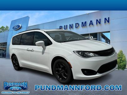 Used 2018 Chrysler Pacifica Touring-L Plus