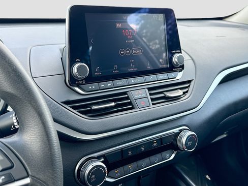 Used 2019 Nissan Altima 2.5 S AWD/4WD image 25