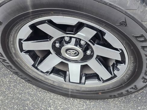 Used 2023 Toyota 4Runner TRD Off-Road Premium w/ Off Road Premium Plus Package image 12