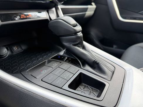 Used 2025 Toyota RAV4 LE image 19