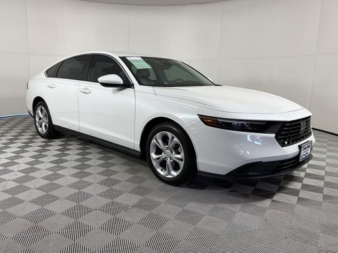 Used 2025 Honda Accord LX image 7