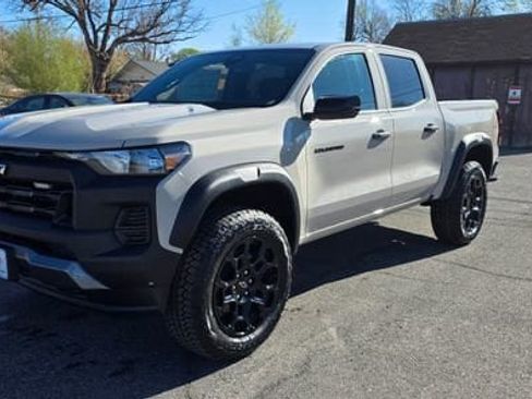 New 2026 Chevrolet Colorado Trail Boss AWD/4WD image 3