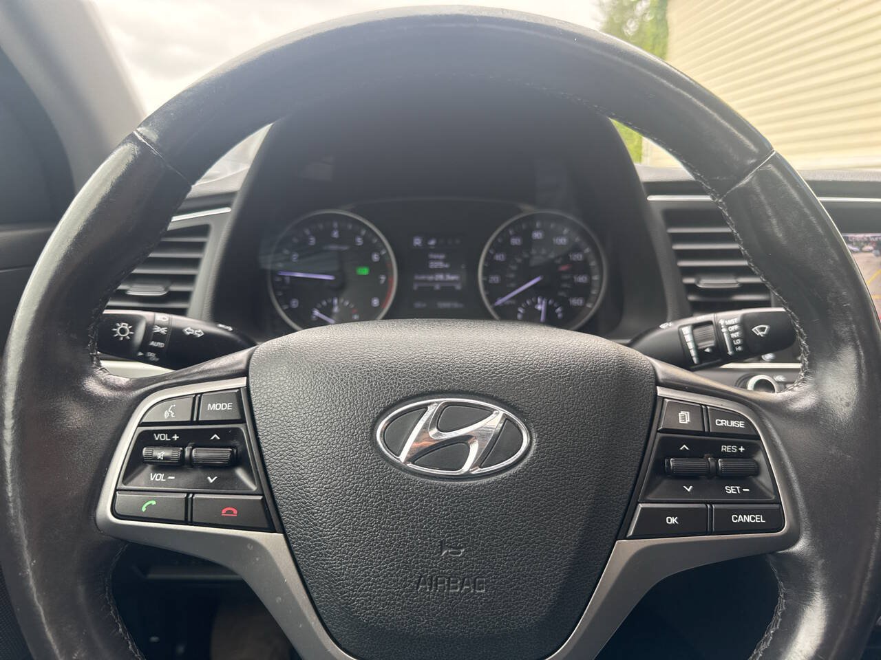Used 2017 Hyundai Elantra Value Edition FWD image 20
