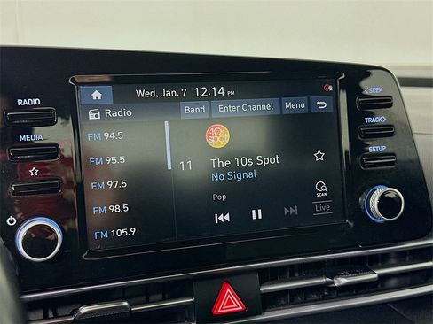 Used 2021 Hyundai Elantra SEL w/ Convenience Package image 28