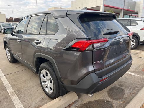 Used 2024 Toyota RAV4 LE image 10