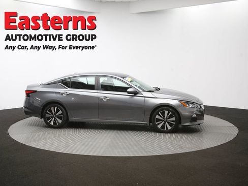 Used 2022 Nissan Altima 2.5 SV image 63