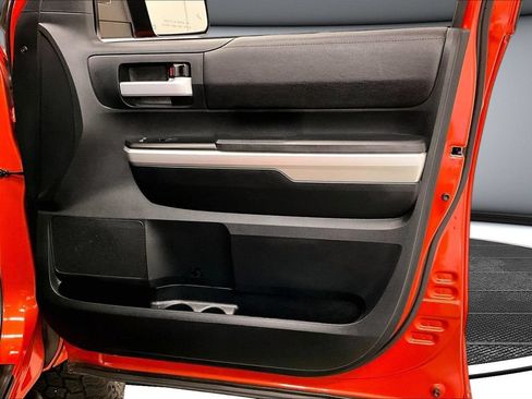 Used 2016 Toyota Tundra SR5 AWD/4WD image 29
