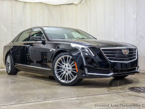 Used 2017 Cadillac CT6 Luxury w/ Active Chassis Package image 2