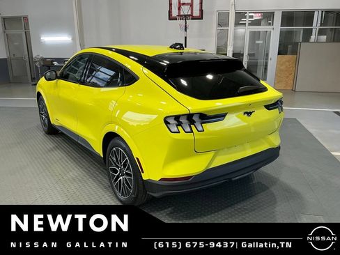 Used 2025 Ford Mustang Mach-E Premium RWD image 5