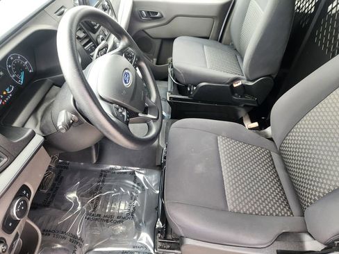 Used 2024 Ford Transit 250 Low Roof w/ Exterior Upgrade Package image 13