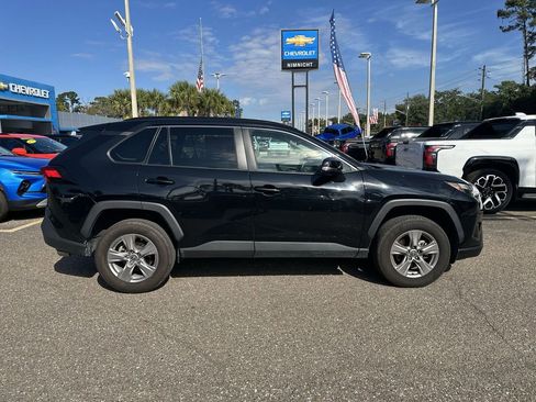 Used 2023 Toyota RAV4 XLE image 17