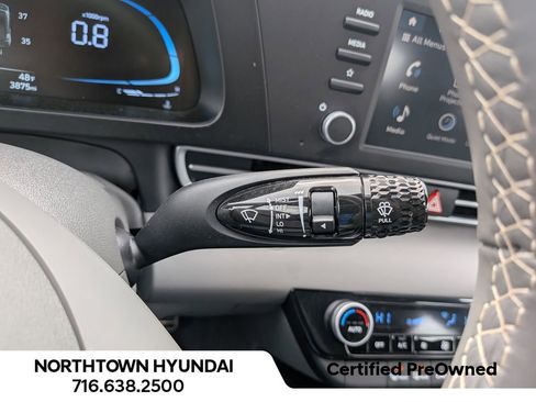 Used 2025 Hyundai Elantra Sport FWD image 23