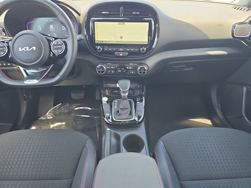 Certified 2025 Kia Soul GT-Line FWD image 14