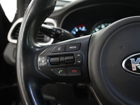 Used 2017 Kia Sorento SX AWD/4WD image 31