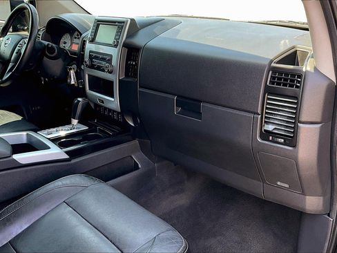 Used 2014 Nissan Titan PRO-4X w/ Pro-4x Luxury Package image 15