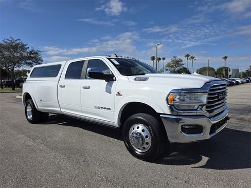 Used 2021 RAM 3500 Limited image 2