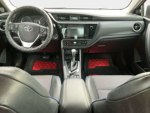 Used 2017 Toyota Corolla L FWD image 11