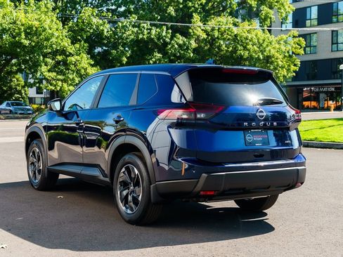 New 2026 Nissan Rogue SV image 4