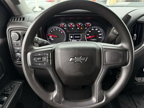 Used 2022 Chevrolet Silverado 1500 Custom Trail Boss AWD/4WD image 14