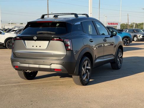 New 2026 Nissan Kicks SV w/ Cold Weather Package image 5