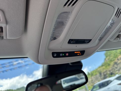 Used 2023 Buick Envision Essence AWD/4WD image 16