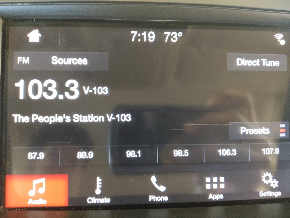 Used 2018 Ford Taurus SEL w/ Equipment Group 201A FWD image 25