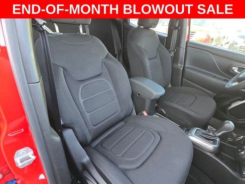 Used 2022 Jeep Renegade Latitude image 19