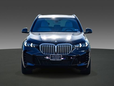 Used 2025 BMW X5 xDrive50e w/ Executive Package image 6