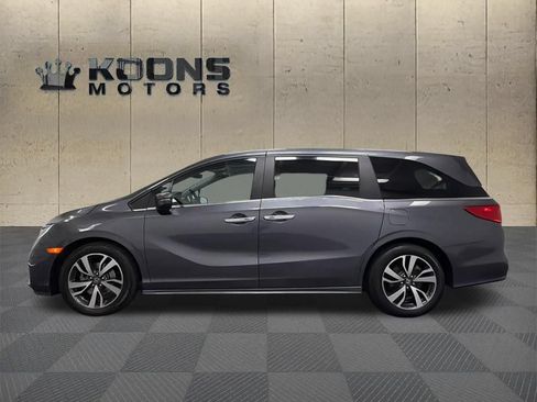 Used 2023 Honda Odyssey Touring image 4