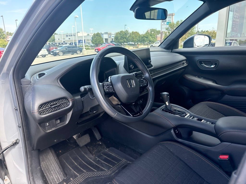 Certified 2024 Honda HR-V Sport image 10