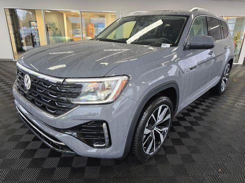 New 2026 Volkswagen Atlas SEL Premium R-Line image 8