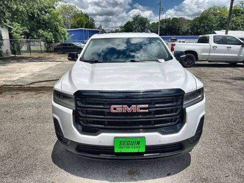 Used 2023 GMC Acadia SLE w/ Elevation Edition FWD image 30