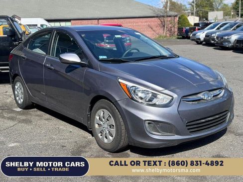 Used 2016 Hyundai Accent SE FWD image 3