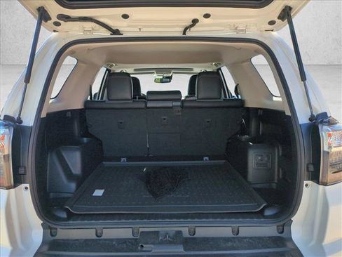 Used 2021 Toyota 4Runner SR5 Premium w/ Moonroof Package RWD image 6