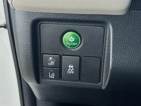 Used 2022 Honda HR-V EX image 13