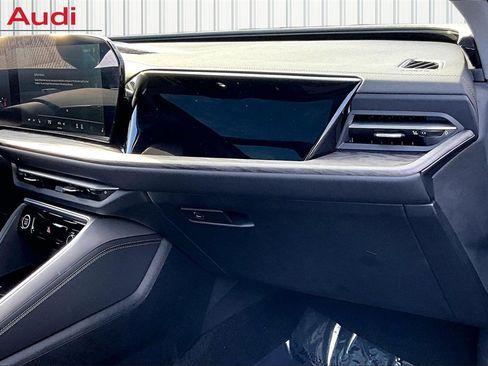 Used 2025 Audi Q5 Premium Plus w/ Premium Plus image 21