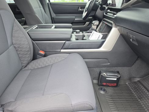 New 2026 Toyota Tundra SR5 RWD image 12