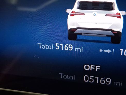 Used 2025 BMW X3 xDrive30i w/ Convenience Package image 16