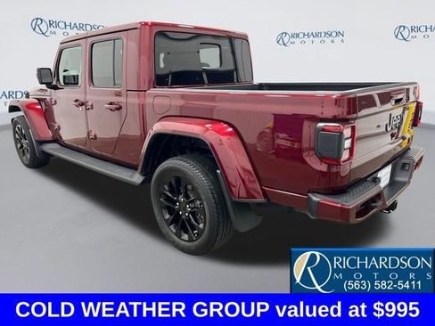 Used 2021 Jeep Gladiator Overland image 3